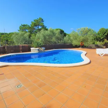 וילה Vacances & Villas Lloret-Villa Dali *