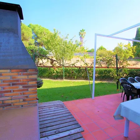 וילה Vacances & Villas Lloret-Villa Dali יורט דה מאר